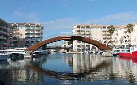 T2/T3 Duplex A Port Frejus Proche De La Mer